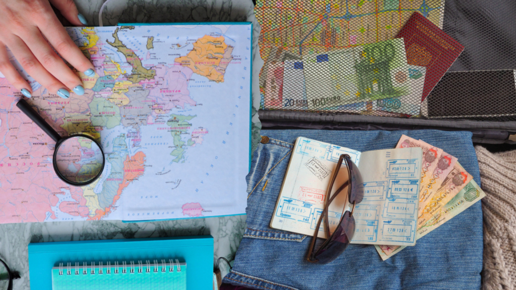 7 Tips for Improving Your Relationship with Money While Travelling